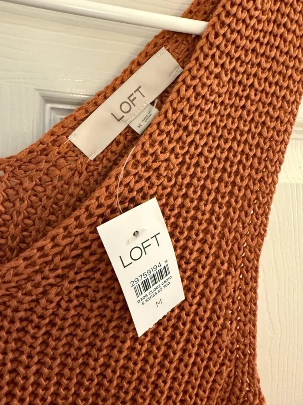NWT Loft Rust Knit V-Neck Tank Top - Picture 3 of 3